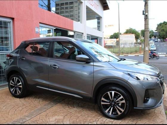 NISSAN KICKS PLAY 1.6 16V FLEXSTART ADVANCE PLUS XTRONIC NISSAN KICKS PLAY 1.6 16V FLEXSTART ADVANCE PLUS XTRONIC